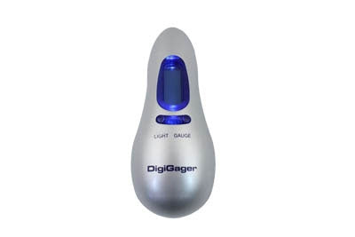 V-Twin Manufacturing Digital Tire Pressure Gauge
